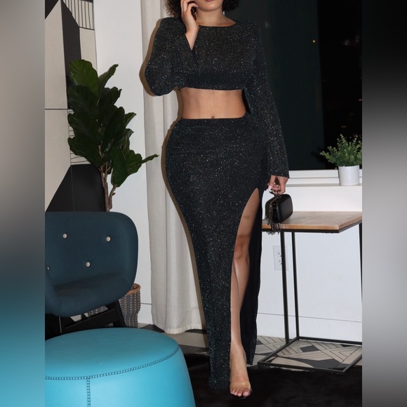 Michael Costello x revolve skirt and top - Picture 3 of 8